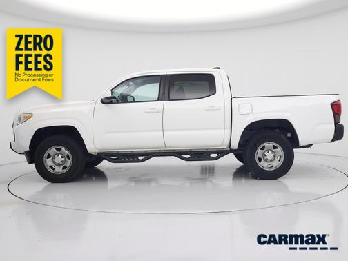 White 2022 Toyota Tacoma SR