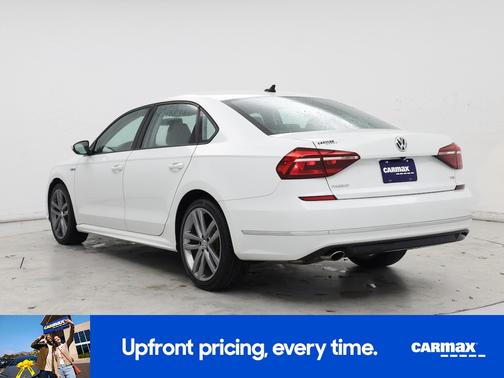 2018 Volkswagen Passat R-Line