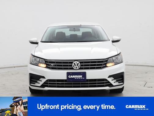 2018 Volkswagen Passat R-Line