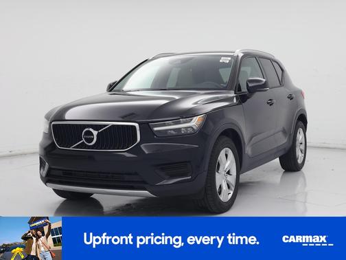 Black 2020 Volvo XC40 T5 Momentum