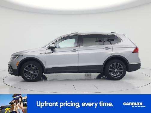 Silver 2023 Volkswagen Tiguan SE