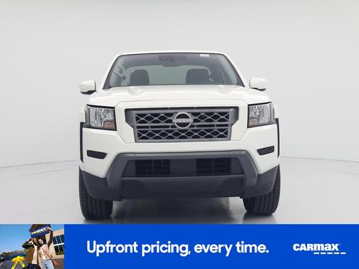White 2022 Nissan Frontier SV