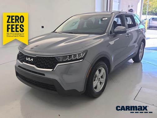Silver 2023 Kia Sorento LX