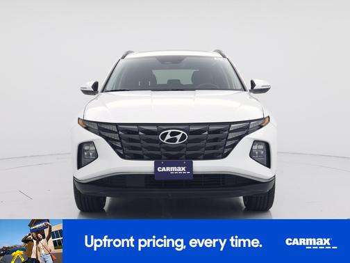 White 2023 Hyundai TUCSON SEL