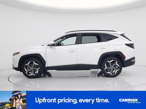 White 2023 Hyundai TUCSON SEL