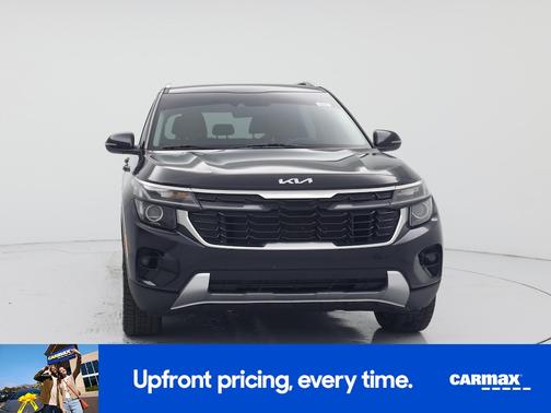 Black 2024 Kia Seltos EX