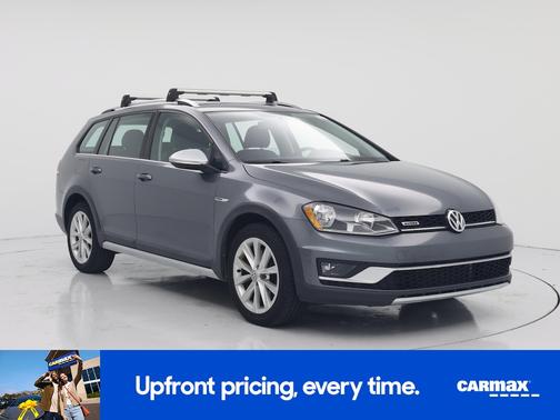 Gray 2017 Volkswagen Golf Alltrack S
