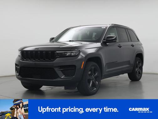 Gray 2022 Jeep Grand Cherokee Altitude