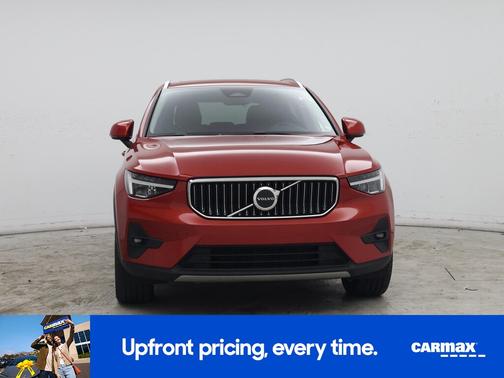 2023 Volvo XC40 B4 Plus Bright Theme