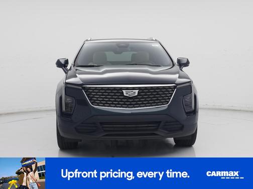 Green 2024 Cadillac XT4 Luxury