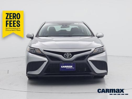 Silver 2023 Toyota Camry SE