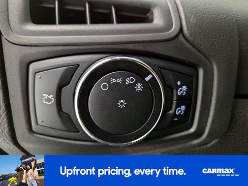 Black 2014 Ford Focus SE