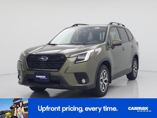 Green 2023 Subaru Forester Premium