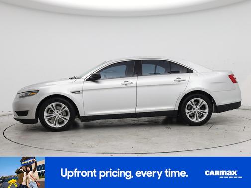 2017 Ford Taurus SE