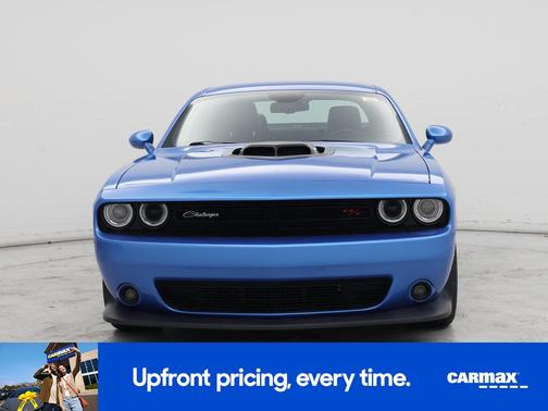 2016 Dodge Challenger 392 Hemi Scat Pack Shaker