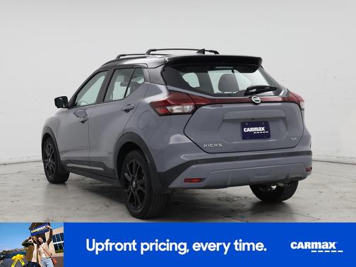 2021 Nissan Kicks SR