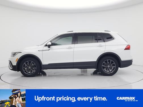 White 2023 Volkswagen Tiguan SE