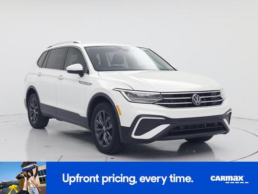 White 2023 Volkswagen Tiguan SE