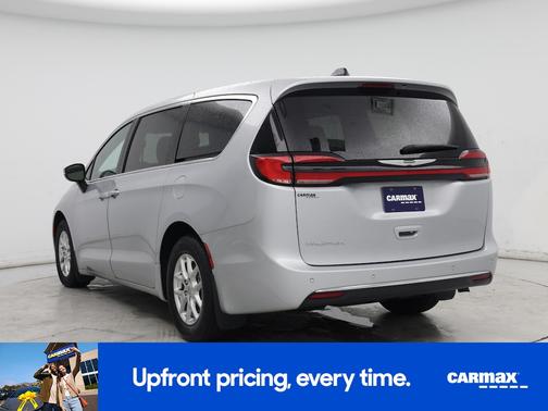 2023 Chrysler Pacifica Touring