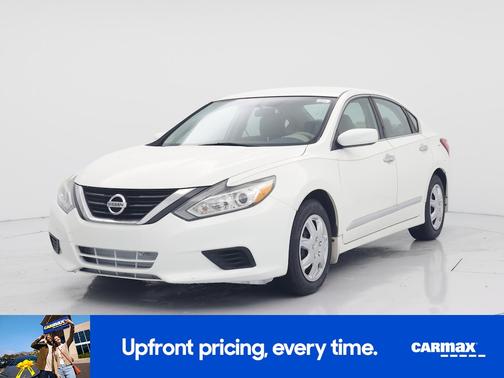 White 2017 Nissan Altima S