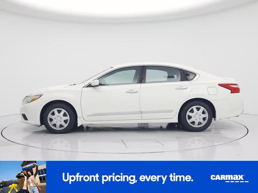 White 2017 Nissan Altima S