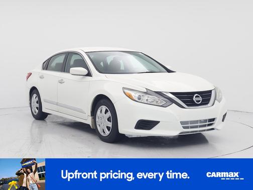 White 2017 Nissan Altima S