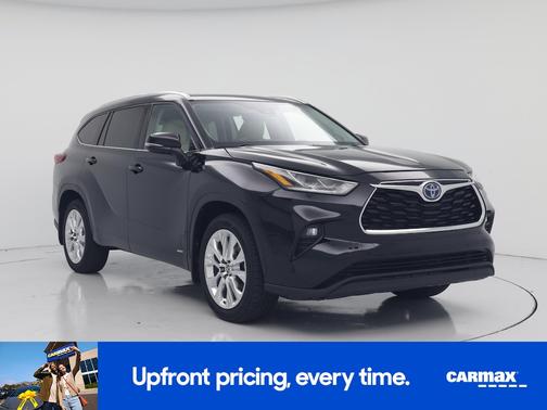 Black 2023 Toyota Highlander Hybrid Limited