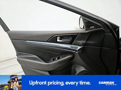 2023 Nissan Maxima SR