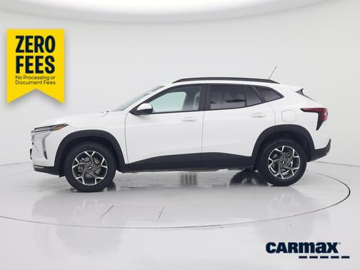 White 2025 Chevrolet Trax LT