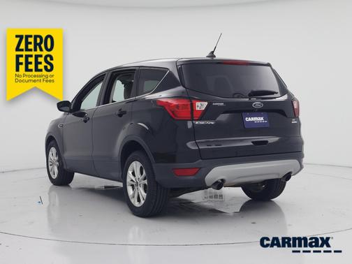 Black 2019 Ford Escape SE