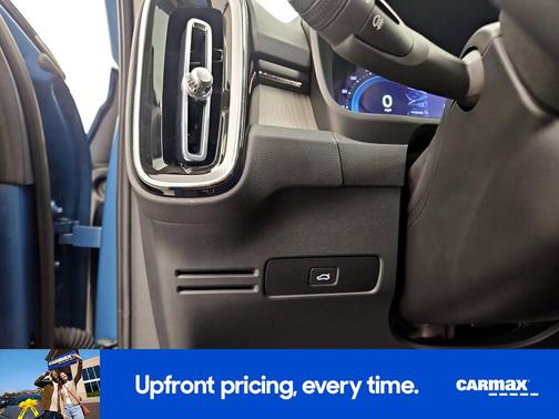 2023 Volvo XC40 B5 Core