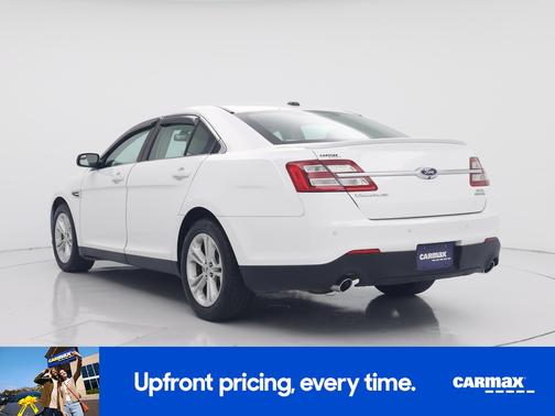 White 2018 Ford Taurus SEL