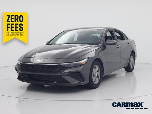 Gray 2025 Hyundai ELANTRA SE