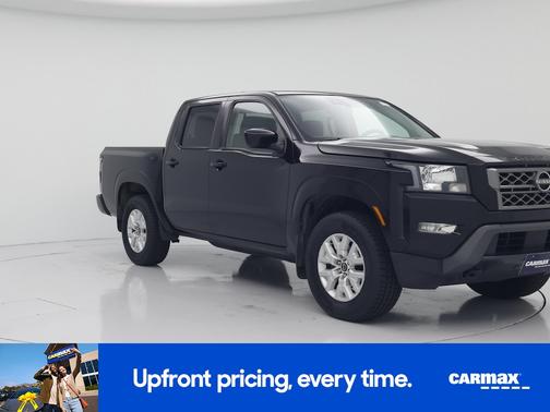 Black 2022 Nissan Frontier SV