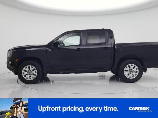 Black 2022 Nissan Frontier SV