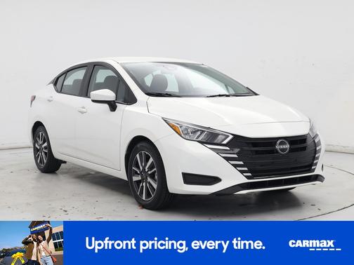 2023 Nissan Versa SV