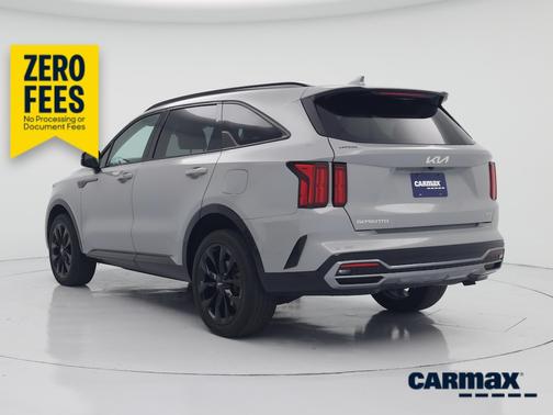 Gray 2023 Kia Sorento SX