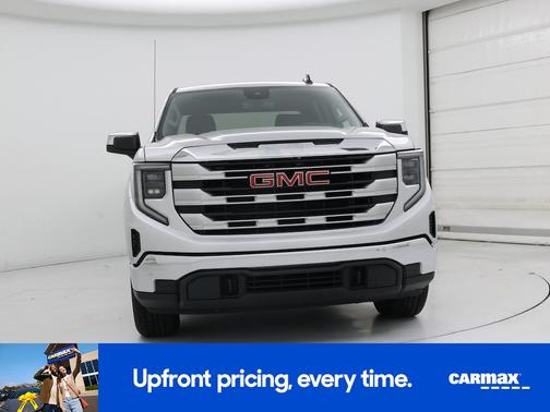 Silver 2022 GMC Sierra 1500 SLE