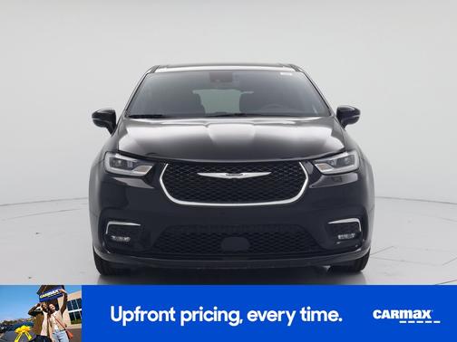 Black 2025 Chrysler Pacifica Select