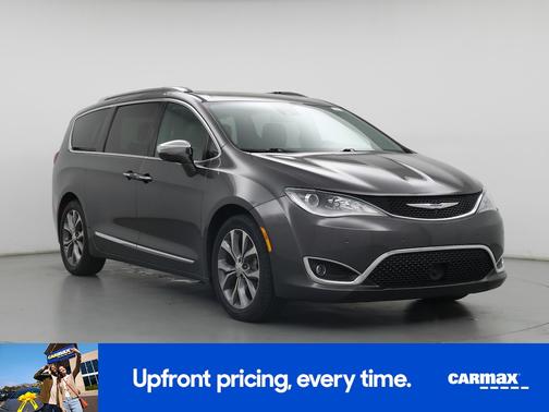 Gray 2018 Chrysler Pacifica Limited