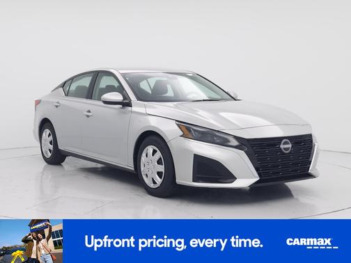 Silver 2023 Nissan Altima S