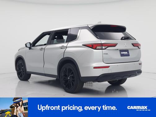 2022 Mitsubishi Outlander Black Edition