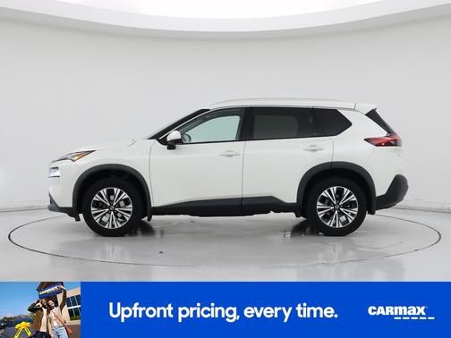 White 2021 Nissan Rogue SV