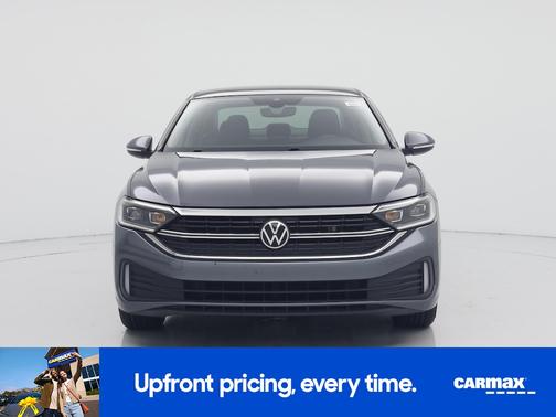 Gray 2022 Volkswagen Jetta SEL