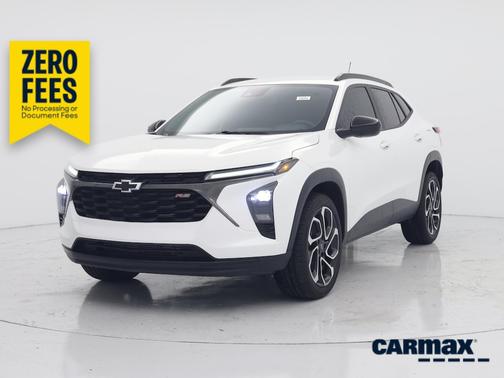 White 2024 Chevrolet Trax 2RS