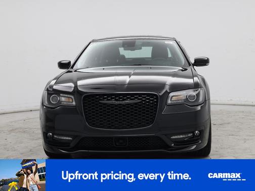 2022 Chrysler 300 Touring L