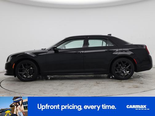 2022 Chrysler 300 Touring L