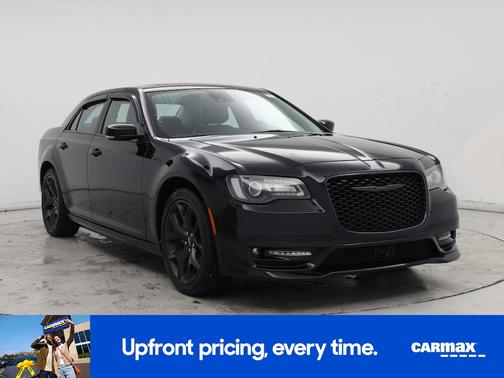 2022 Chrysler 300 Touring L