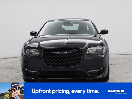 2022 Chrysler 300 Touring L