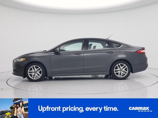 Gray 2016 Ford Fusion SE